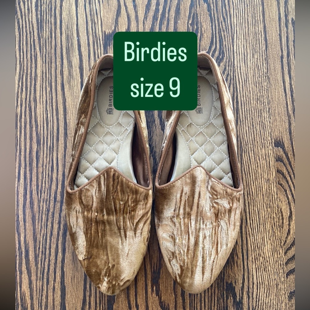 Birdies size nine velvet flats